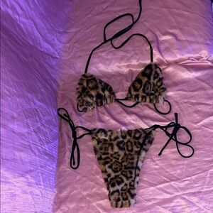 Fashion Nova Leopard Fur Bikini 🤎